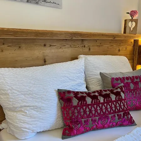 Alpflower Apartment